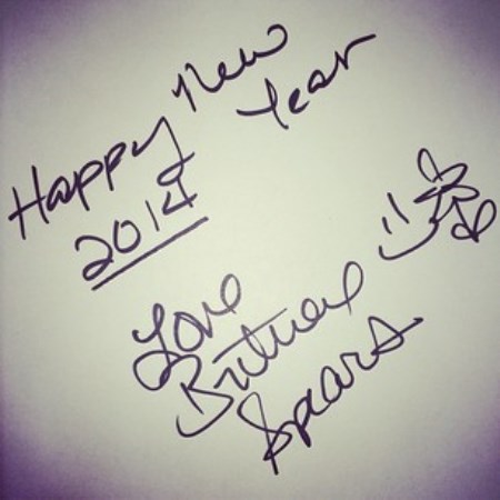 ブリトニーからの新年のあいさつ（画像はinstagram.com/britneyspearsより）
