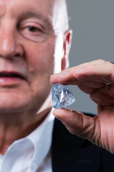 【アフリカ発！Breaking News】希少なブルーダイヤを発掘。その大きさは驚きの122.52カラット！（南ア）