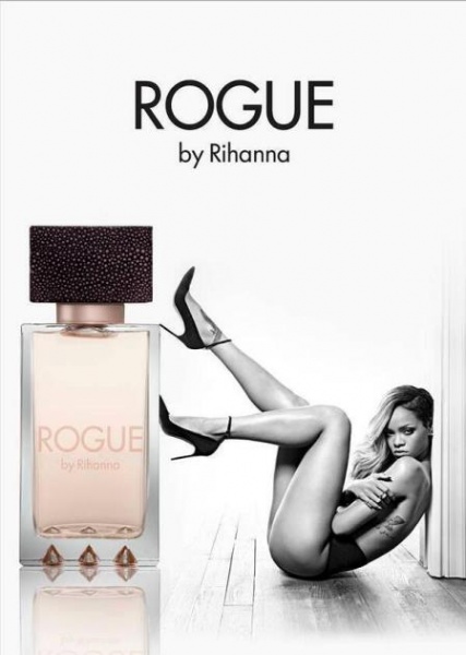 【イタすぎるセレブ達】リアーナの香水の広告、“セクシーすぎる”と英国でクレーム。