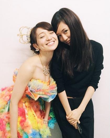 大島優子と前田敦子　（画像はinstagram.com/maricollet3より）