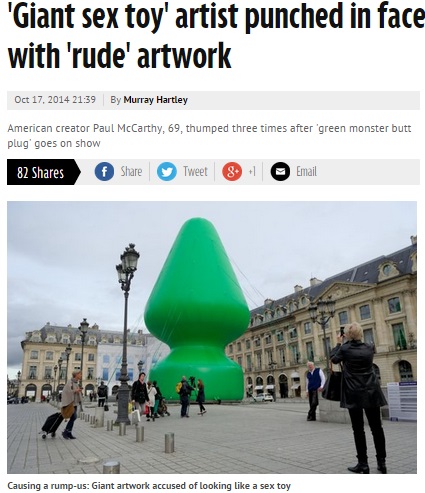 【海外発！Breaking News】パリ一等地にお目見えした巨大オブジェにブーイング。米国人芸術家、顔面を殴られる。