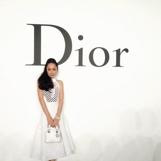 Diorイベントでの中島美嘉。（画像は『instagram.com/mikanakashima_official』より）