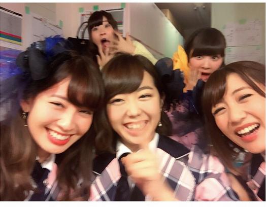 【エンタがビタミン♪】AKB48が“夢の紅白”で中尾ミエの「口パク」発言に複雑？　「握手券」ネタも飛び出す。