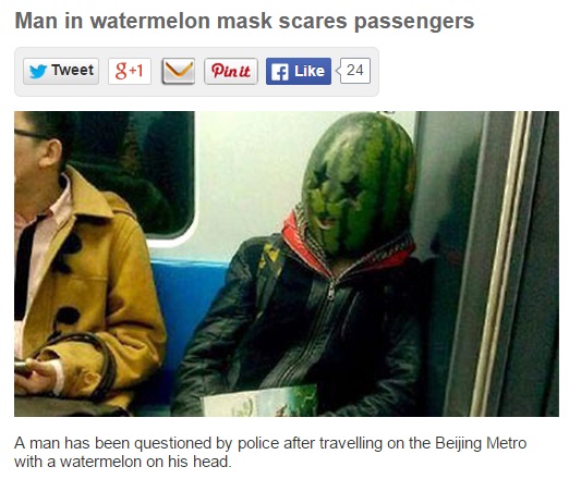 【海外発！Breaking News】泥酔した“スイカ男”、北京の地下鉄に出没！