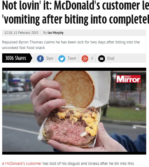 マクドナルドのハンバーガー、パテは生！（画像はmirror.co.ukのスクリーンショット）