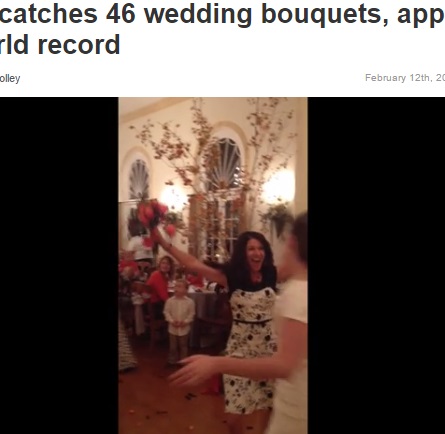 結婚式のブーケトス、46個もキャッチした独身女性（画像はksl.comのスクリーンショット）