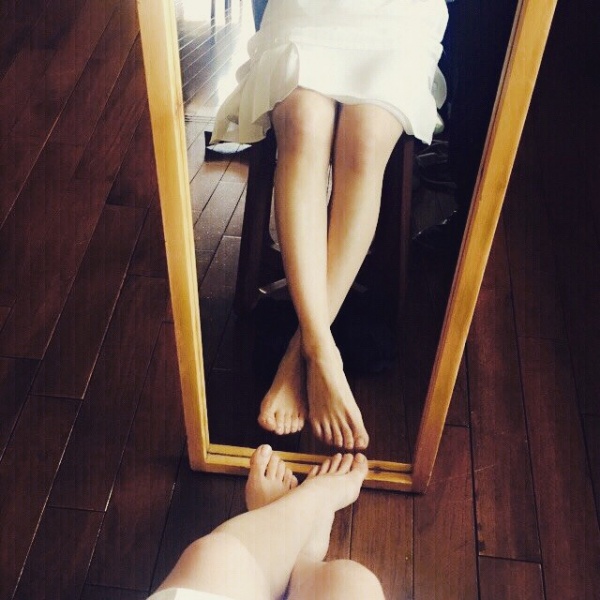 大島優子の美脚に注目が集まる（画像は大島優子 Instagramより）