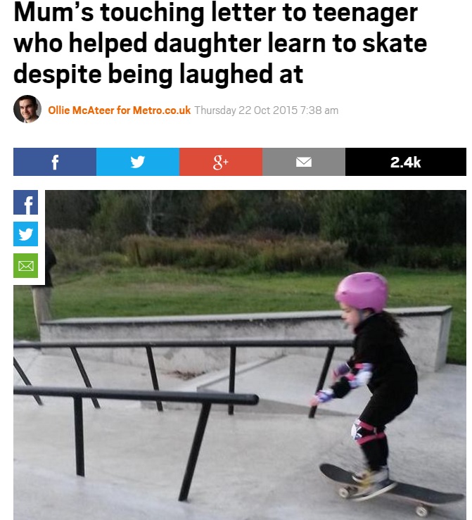 6歳の少女にスケートボードを教える若者（画像はmetro.co.ukのスクリーンショット）