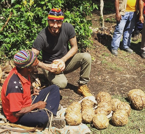 パプアニューギニアでのベッカム（画像はinstagram.com/davidbeckhamより）