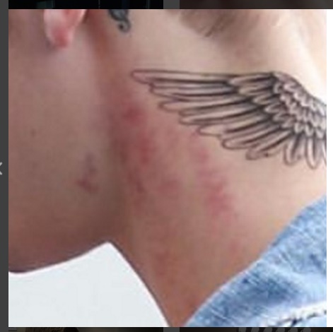 ジャスティン・ビーバー、首筋に翼のタトゥー。（画像はinstagram.com/justinbieberより）