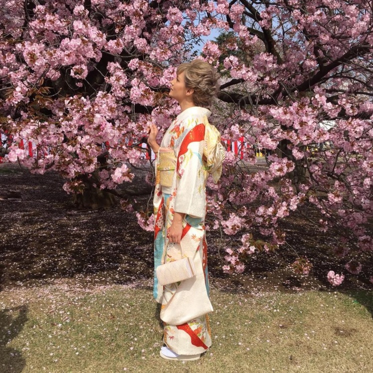 【エンタがビタミン♪】梅宮アンナ『桜を見る会』へ　艶やかな振袖姿に「美しすぎてため息」