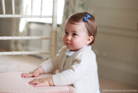 【イタすぎるセレブ達】英シャーロット王女1歳に　キャサリン妃撮影の写真が可愛いすぎ！