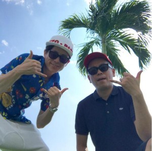 ハワイでゴルフを楽しむ藤森慎吾とトシ（タカアンドトシ）（出典：https://www.instagram.com/fujimori_shingo0317）