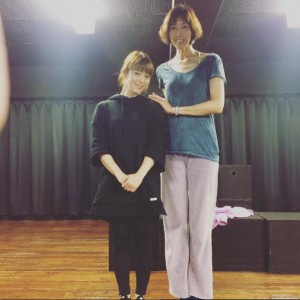 『東京のぺいん』で共演、岩佐真悠子と大林素子（出典：https://www.instagram.com/mayuko.iwasa）