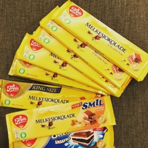 古市氏が「世界で一番好きなチョコ」（画像は『古市憲寿　2017年9月15日付Instagram「ノルウェーの友だちから、世界で一番好きなチョコをもらう！」』のスクリーンショット）
