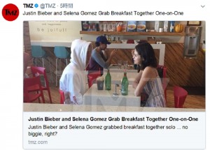 日曜日のカフェで朝食を楽しむセレーナとジャスティン（画像は『TMZ　2017年10月29日付Twitter「Justin Bieber and Selena Gomez Grab Breakfast Together One-on-One」』のスクリーンショット）
