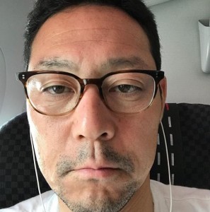 過酷なロケを行った東野幸治（画像は『東野幸治　2018年7月4日付Instagram「過酷な旅で顔が歪んできました。」』のスクリーンショット）