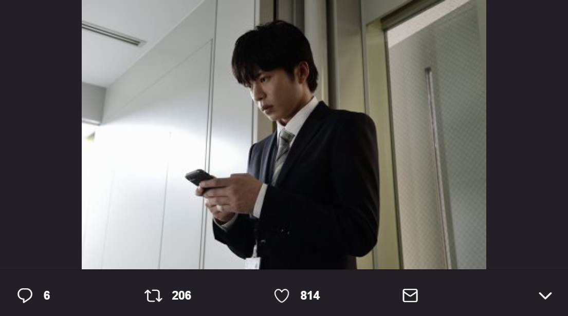 『スマホを落としただけなのに』での田中圭（画像は『中田秀夫　2018年9月13日付Twitter「「スマホ落とし」のクライマックス前の一場面から。」』のスクリーンショット）