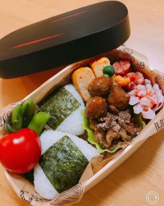 かまいたち濱家の料理の腕前が凄い（画像は『かまいたち 濱家隆一　2018年12月14日付Instagram「今日は休みだったので、どこも行かないのにお弁当を作ってみました！」』のスクリーンショット）