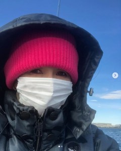 工藤静香、大晦日も釣りへ（画像は『Kudo_shizuka　2018年12月31日付Instagram「まさかの、まさかの、極寒の中 大晦日に釣り」』のスクリーンショット）