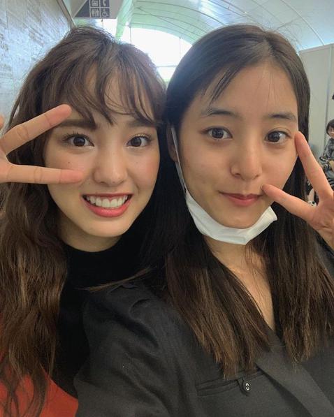 飯窪春菜と新木優子（画像は『新木優子　2019年5月20日付Instagram「会場に着いてすぐに、はるなんに会えたんです、、!!」』のスクリーンショット）
