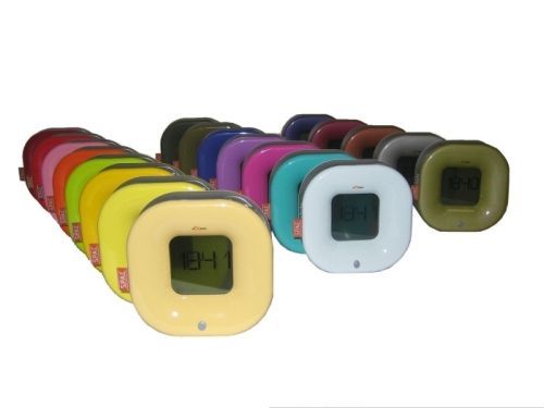 睡眠パターンを測定して、目覚めに最適なタイミングをお知らせ！　ハイテクめざまし時計、２０色勢ぞろい