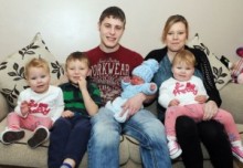 【EU発！Breaking News】子供4人、なんと全員が1月12日に生まれたイギリスのあるファミリー。