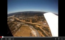 【海外発！Breaking News】スカイダイビング機から「GoProカメラ」が農場に落下。オモシロ動画が大人気。