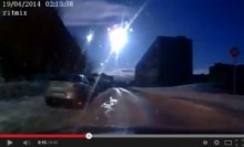 【EU発！Breaking News】またロシアで巨大隕石。車載カメラが夜空を横切る火の玉をキャッチ。