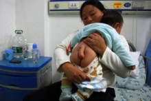 【アジア発！Breaking News】生後5か月、男の赤ちゃんに12cmの尻尾。切除手術に医師は難色。（中国）