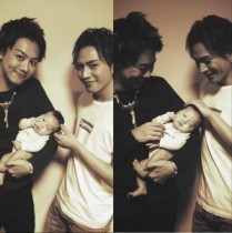 【エンタがビタミン♪】TAKAHIROが赤ちゃんを抱っこ。登坂広臣の接し方が「いいパパになりそう」と評判。