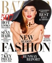 【イタすぎるセレブ達】ミランダ・カー、「裸になるのって大好き！」人気誌表紙にトップレスで登場。