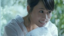 【エンタがビタミン♪】前田敦子が“リアル”に恋歌を口ずさむ。新CMのWEB限定動画が公開。