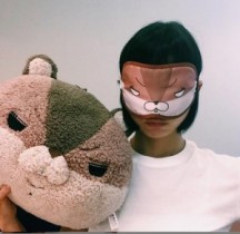 【エンタがビタミン♪】篠田麻里子が紙兎ロペ“お姉ちゃん”のアイマスク姿。思わず引いてしまう迫力に「こわいい」