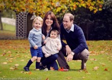 【イタすぎるセレブ達】ウィリアム王子夫妻が家族写真公開「メリークリスマス！　」
