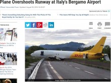 【海外発！Breaking News】衝撃のオーバーラン　イタリアの空港で貨物機フェンスを突き破り高速道路へ！