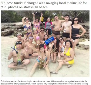 【海外発！Breaking News】ビーチでサンゴとヒトデを鷲掴みに　またしても中国の若者グループか？（マレーシア）