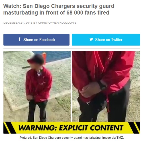 NFLの試合中、チアリーダーを見ながら警備員が…（出典：http://scallywagandvagabond.com）