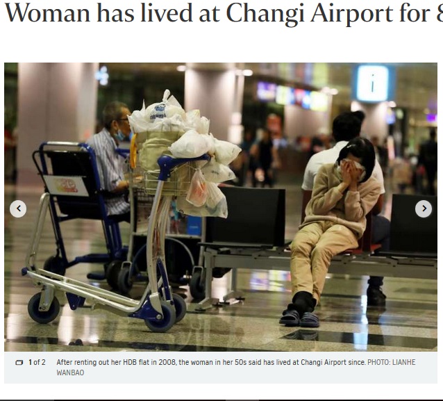 8年間、空港で生活している50代女性（出典：http://www.straitstimes.com）