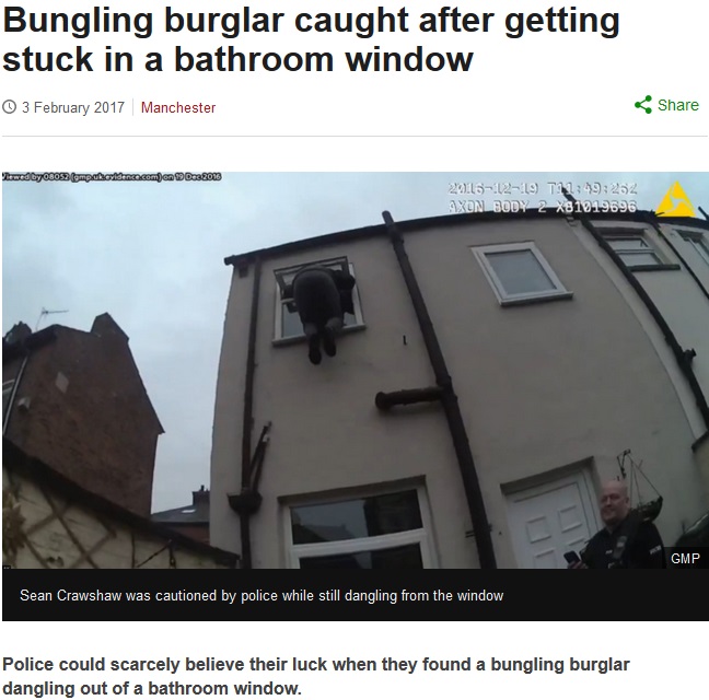トイレの窓に頭が挟まってしまった泥棒（出典：http://www.bbc.co.uk）