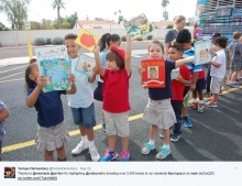 【海外発！Breaking News】バスの運転手ら、子供たちのために数千冊の本を寄贈（米）