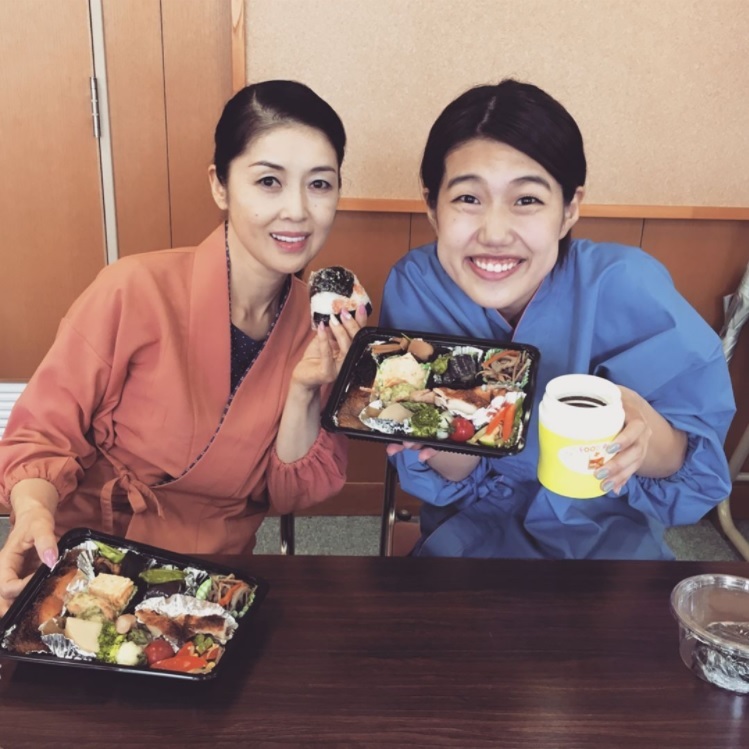 藤あや子と横澤夏子（出典：https://www.instagram.com/yokosawa_natsuko）