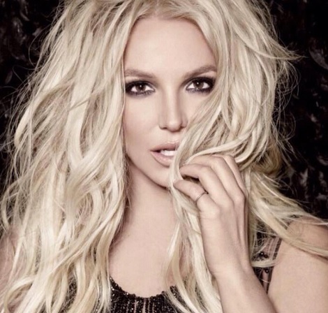 「誰もきちんと評価してくれない」とブリトニー（画像は『Britney Spears 2017年5月19日付Instagram「One of my favorite shoots ＃tbt ＠randeestnicholas」』のスクリーンショット）
