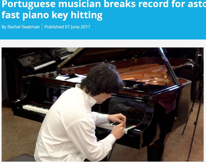 ポルトガル系米国人男性、世界最速の鍵盤叩きでギネス認定（画像は『Guinness World Records　2017年6月7日付「Portuguese musician breaks record for astonishingly fast piano key hitting」』のスクリーンショット）