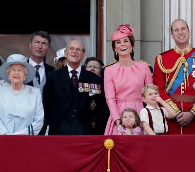 可愛い王女と王子が話題に（画像は『Kensington Palace 2017年6月17日付Instagram「Today The Queen and other members of The Royal Family attended Trooping the Colour - The Queen’s birthday parade. 」（PA）』のスクリーンショット）