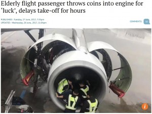 【海外発！Breaking News】高齢の女が「幸運を」と飛行機のエンジンにコインを投げ入れる！（中国）