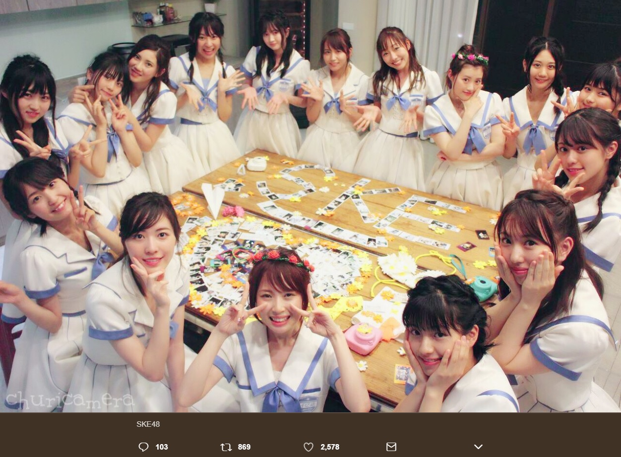 SKE48メンバーと高柳明音（前列中央）（画像は『高柳明音　2017年7月19日付Twitter「時は来た…!!!!祭だ」』のスクリーンショット）