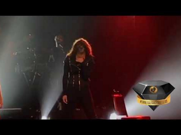 ジャネット・ジャクソン、DVが題材の曲で泣き崩れる（画像は『JanetJacksonLEGACY　2017年9月9日公開 YouTube「Janet Jackson | What About（LIVE） | State Of The World Tour」』のサムネイル）