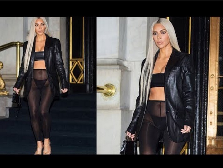 こうでもして目立ちたいキム・カーダシアン（画像は『All InOne News　2017年9月9日公開 YouTube「Kim Kardashian wows in two revealing outfits for NYFW」』のサムネイル）
