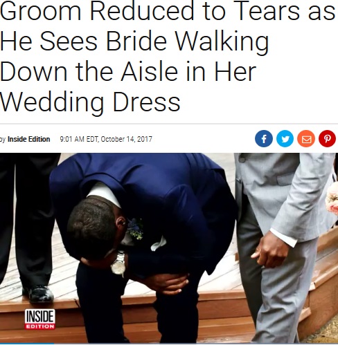 花婿は喜びのあまりに…（画像は『Inside Edition　2017年10月14日付「Groom Reduced to Tears as He Sees Bride Walking Down the Aisle in Her Wedding Dress」』のスクリーンショット）